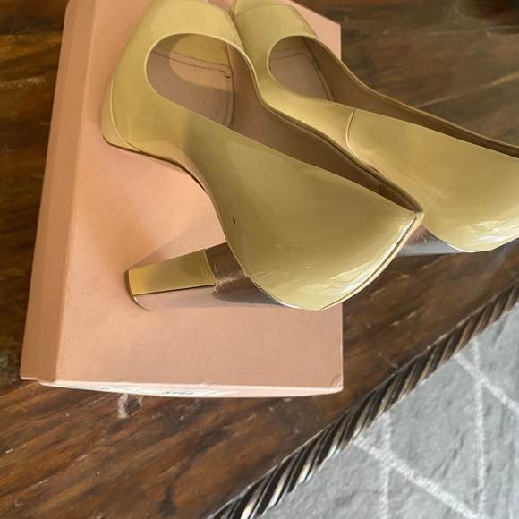 Miu miu Beautiful patent leather shoes. - Picture 4 of 8